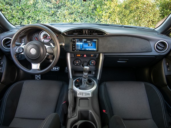18-2017-toyota-86-1