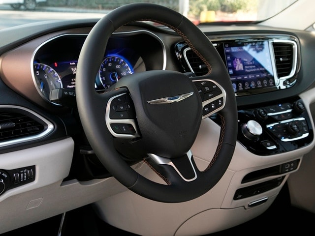 07-2017-chrysler-pacifica-best-buy