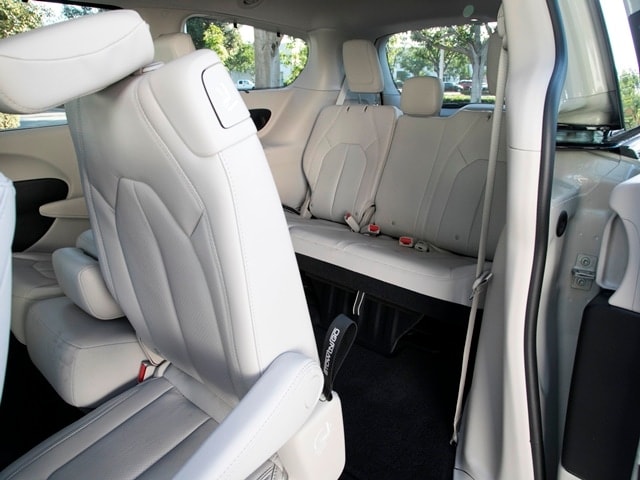 15-2017-chrysler-pacifica-best-buy