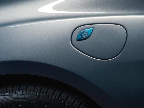 32-2017-chrysler-pacifica-hybrid-1