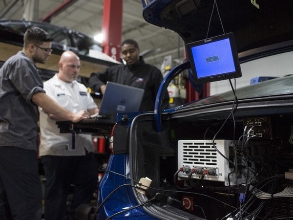 02-ces-ford-fusion-1