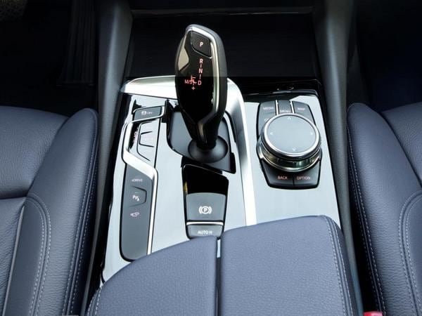 32-2018-bmw-530e-xdrive-iperformance-1