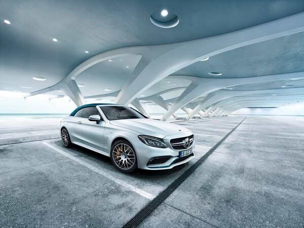 01-2018-mercedes-amg-c63-ocean-blu-1