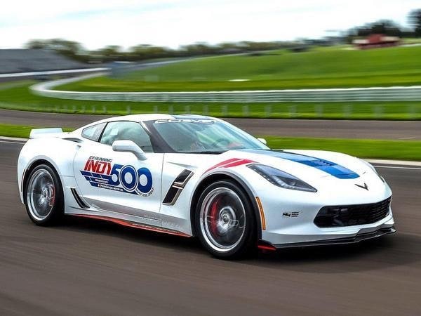 12-2017-chevrolet-corvette-indy-500-pace-car-1