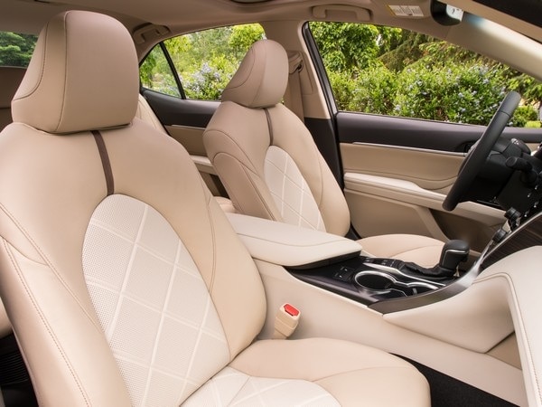 11-2018-Toyota-Camry-first-review-1