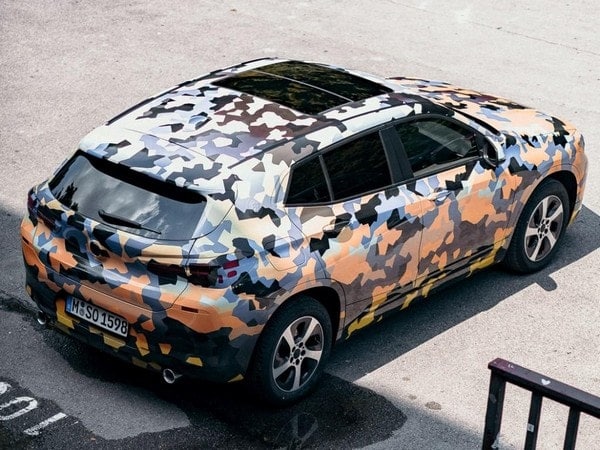 17-bmw-x2-camo-teaser-1