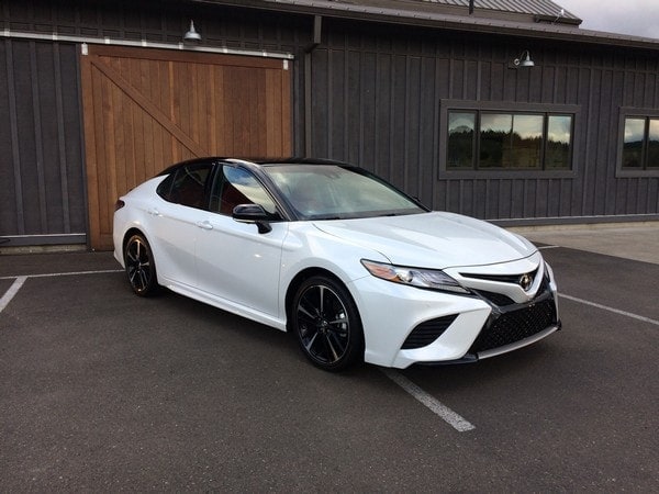 8a-2018-Toyota-Camry-first-review-1
