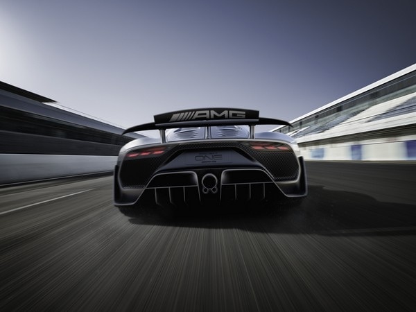 05-mercedes-amg-project-one-1