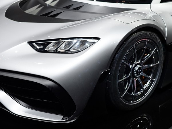 07-mercedes-amg-project-one-supercar-AT-1