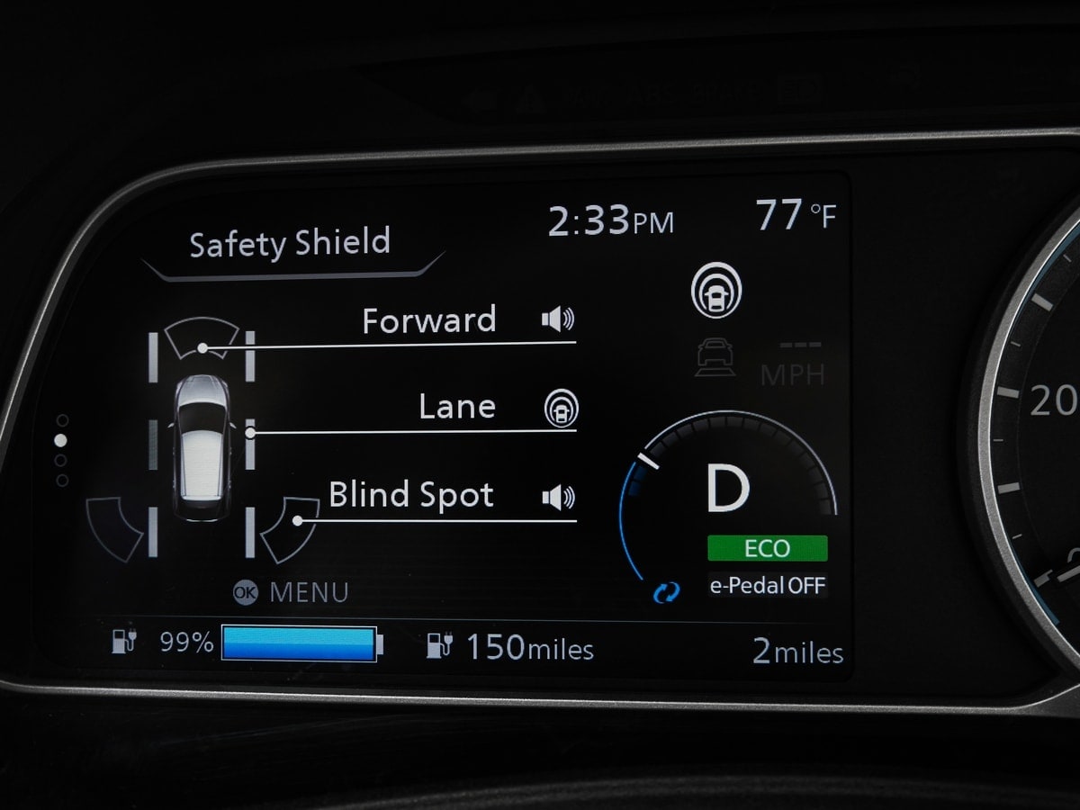 2018-nissan-leaf-28-1