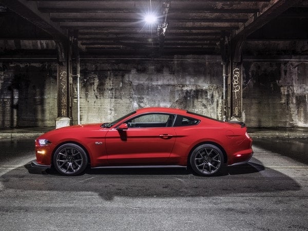 06-2018-ford-mustang-perf-pkg-oem-1