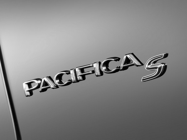 07-2018-chrysler-pacifica-s-oem-1