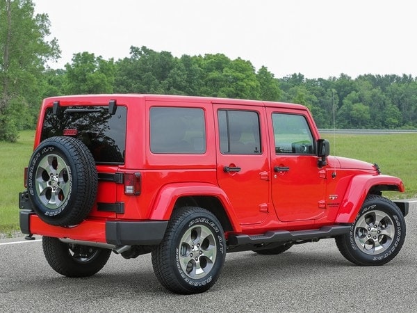 03-2018-jeep-wrangler-sahara-oem-1