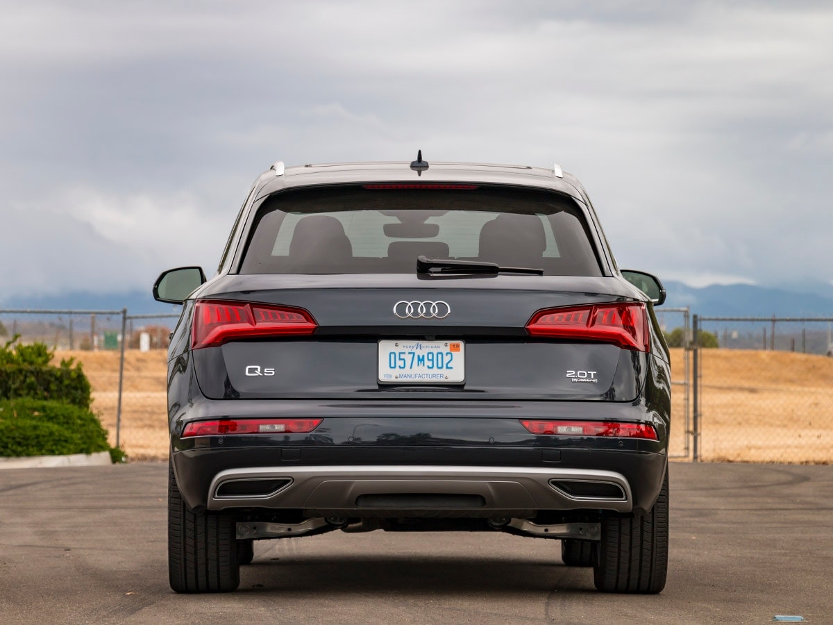 08c-2018-Audi-Q5-Exterior-KBB-1