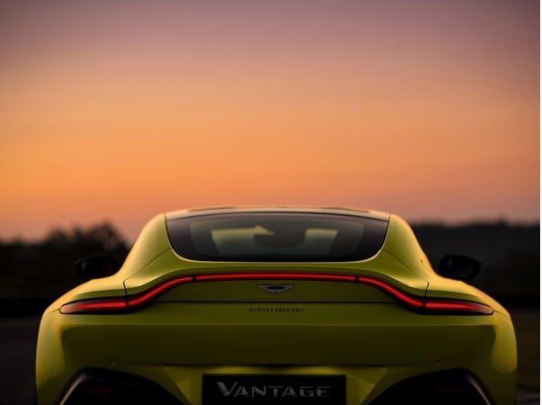 09-2019-aston-martin-vantage-lime-essence-1