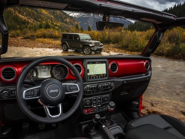 10-2018-jeep-wrangler-rubicon-oem-1