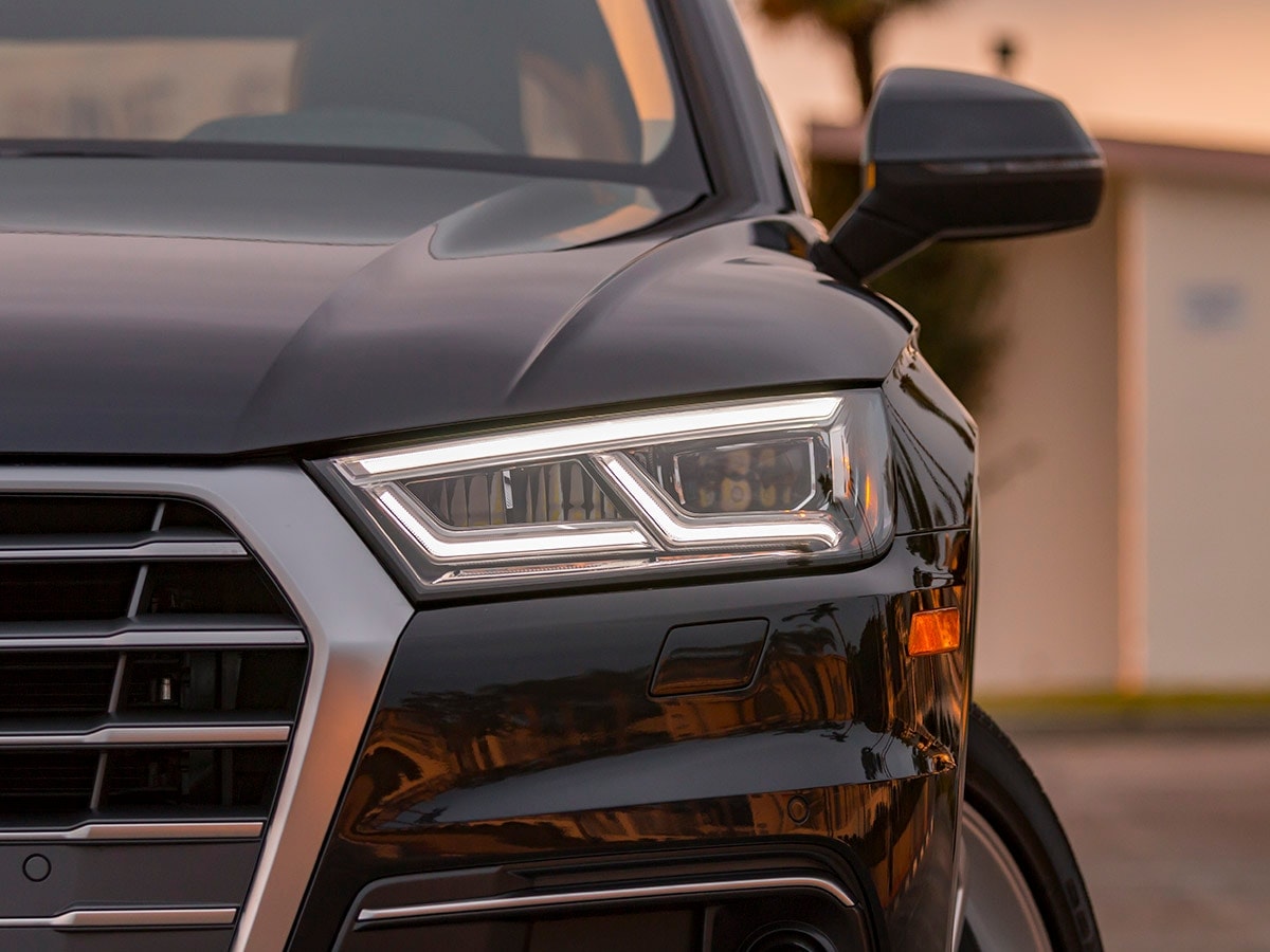 13-2018-Audi-Q5-Exterior-KBB-1