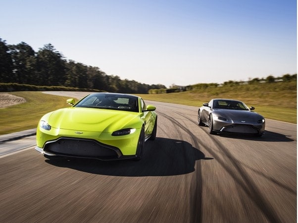 35-2019-aston-martin-vantage-tungsten-1