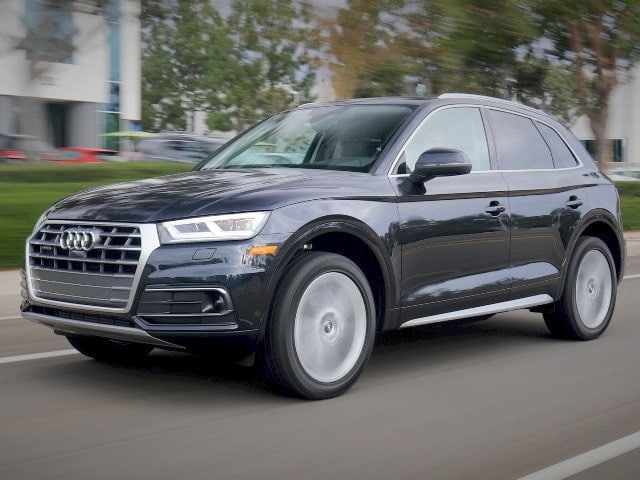 75-2018-audi-q5-action-front-bb-1