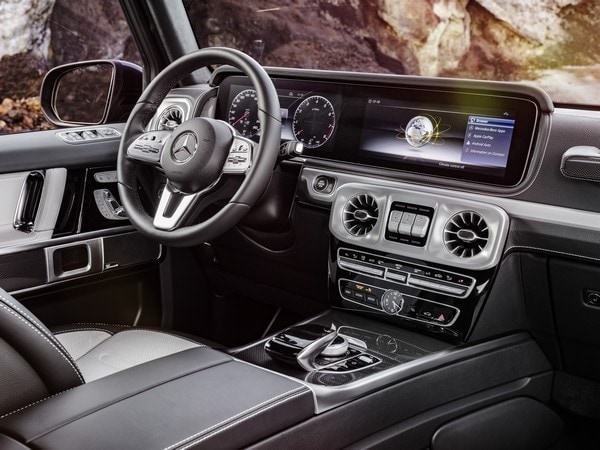 02-2019-mercedes-benz-g-class-interior-oem-1