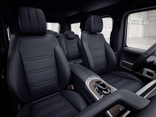 05-2019-mercedes-benz-g-class-interior-oem-1