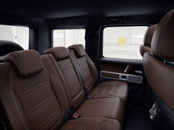 06-2019-mercedes-benz-g-class-interior-oem-1