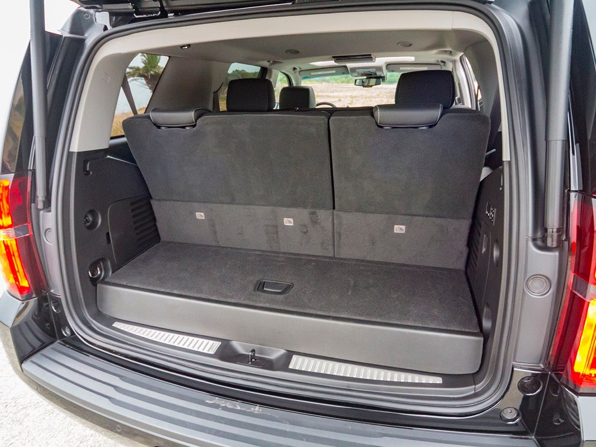 20-2017-Chevrolet-Tahoe-Z71-Cargo-KBB-1