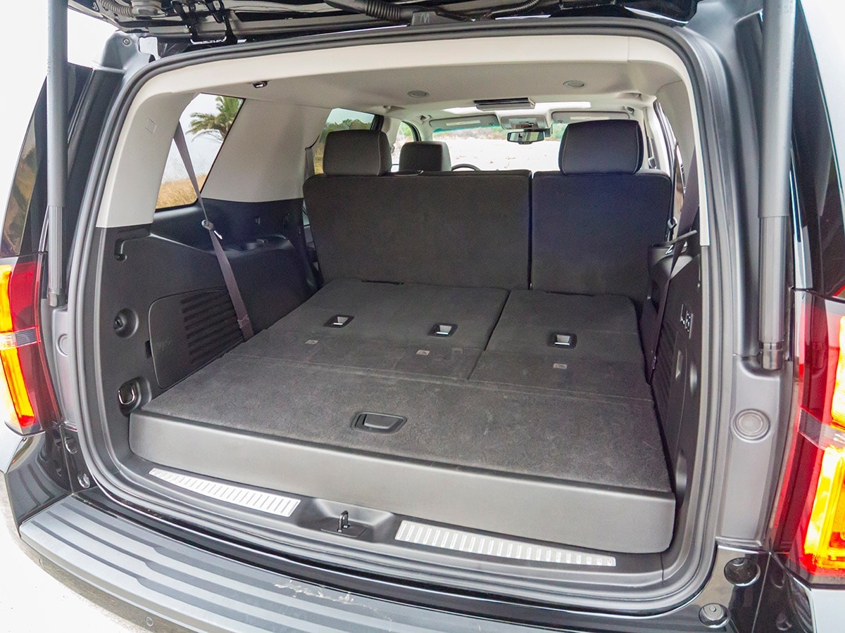 22-2017-Chevrolet-Tahoe-Z71-Cargo-KBB-1