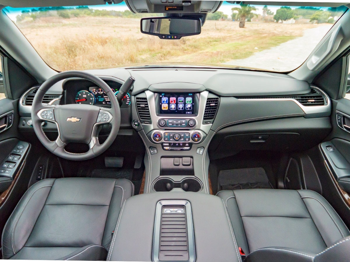 29-2017-Chevrolet-Tahoe-Z71-Interior-KBB-1