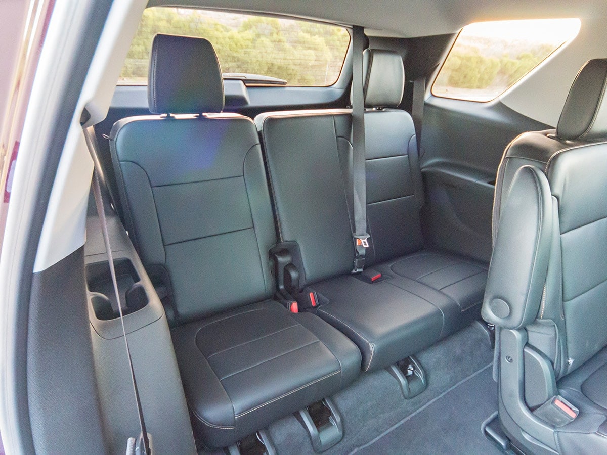 60-2018-Chevrolet-Traverse-Interior-KBB