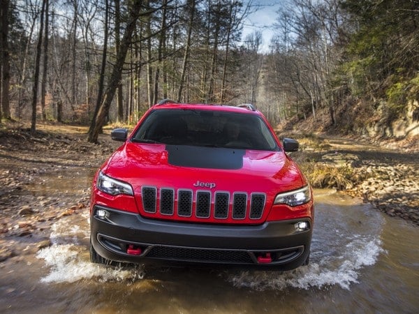 07-2019-jeep-cherokee-oem-1