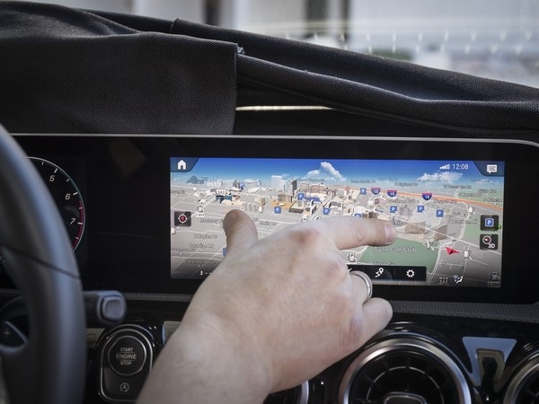 15-mercedes-benz-mbux-concept-1