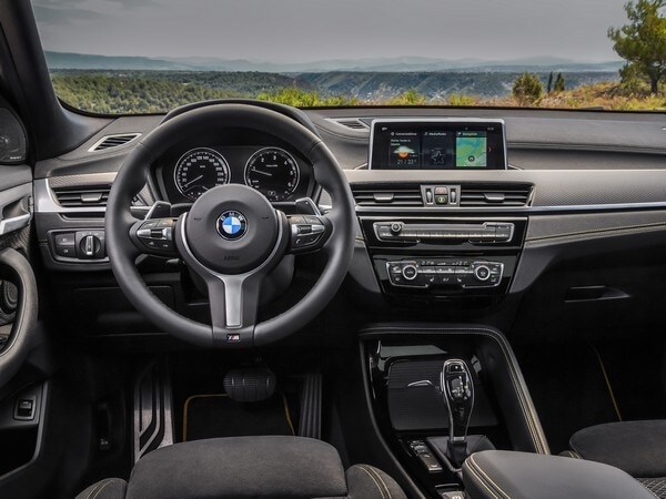 22-2018-bmw-x2-oem-1