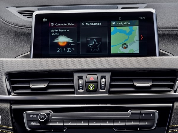 23-2018-bmw-x2-oem-1
