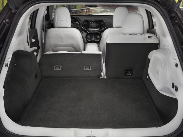 23-2019-jeep-cherokee-oem-1