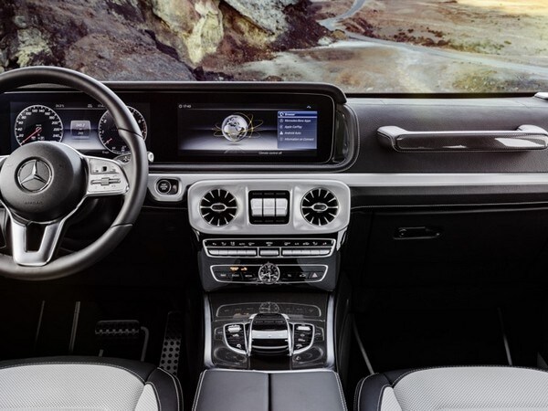 23-2019-mercedes-benz-g-class-oem-1