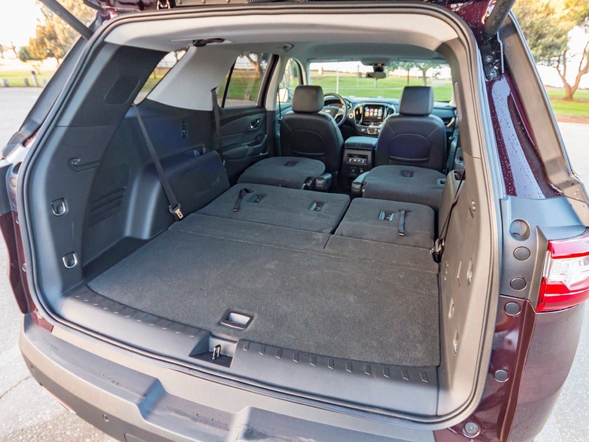 31-2018-Chevrolet-Traverse-Cargo-KBB