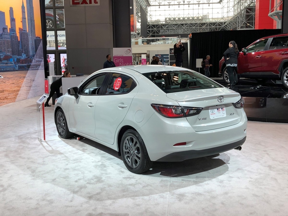 02-2019-toyota-yaris-nyias-kbb-1