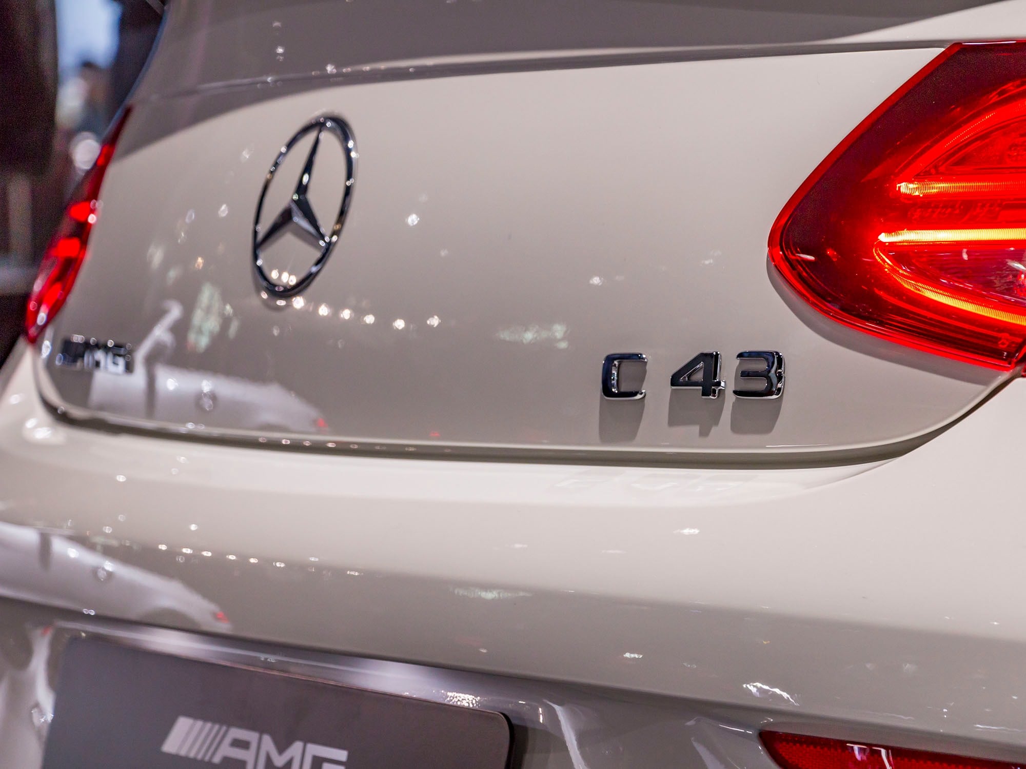 03-2019-Mercedes-AMG-C43-Cabrio-NYIAS-KBB-1