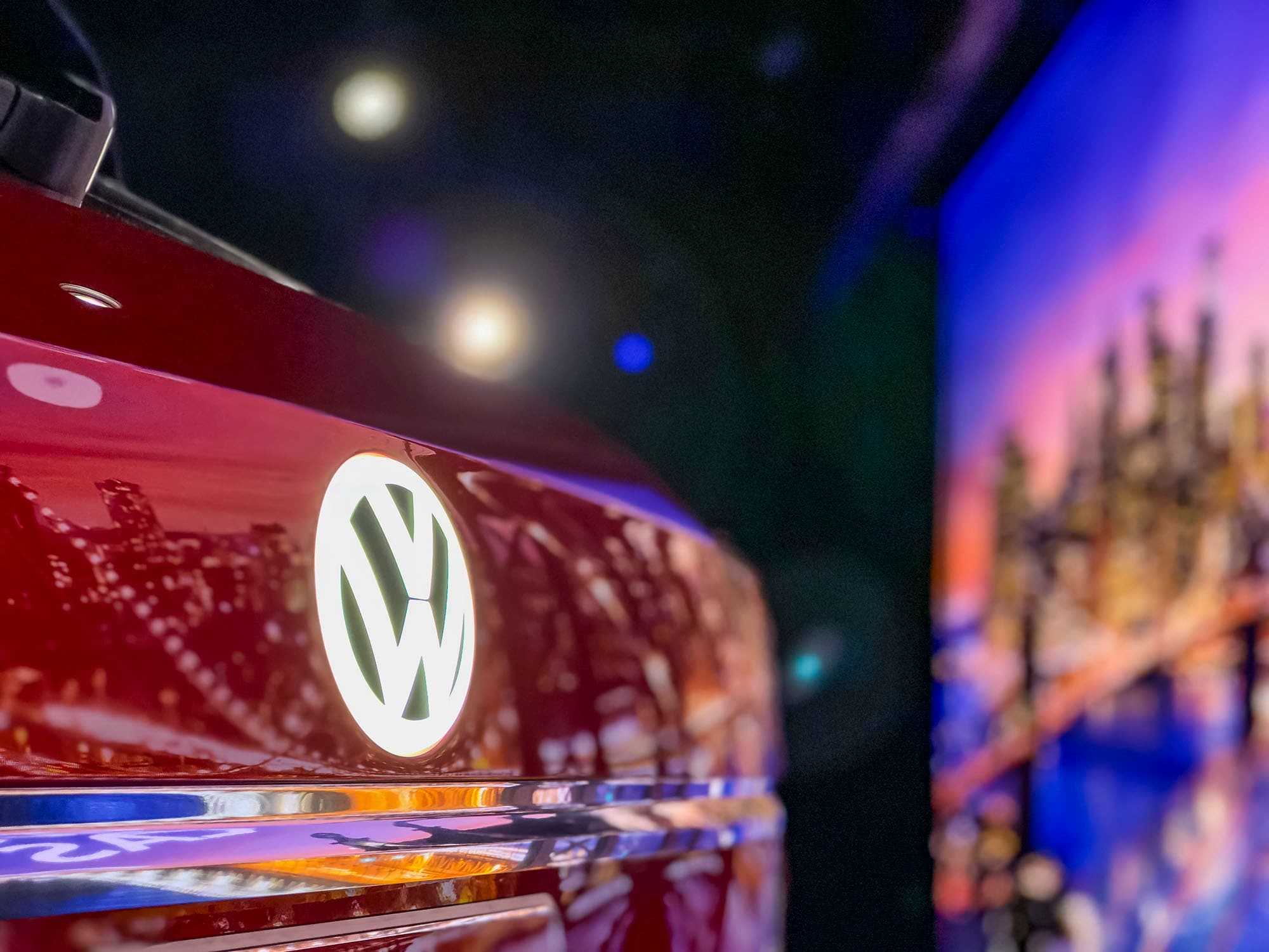 03-Volkswagen-Atlas-Sport-Cross-Concept-NYIAS-KBB-2