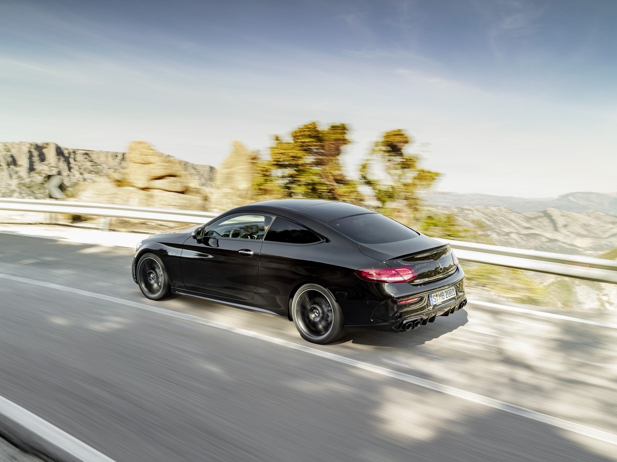 04-2019-mercedes-amg-c43-coupe-oem-1