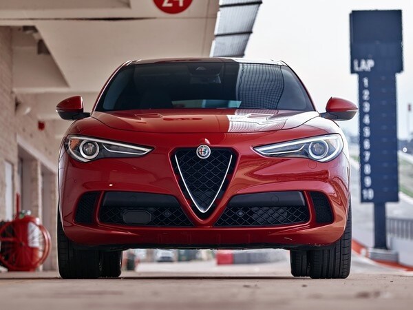 05-2018-Alfa-Romeo-Stelvio-Quadrifoglio-first-review-1