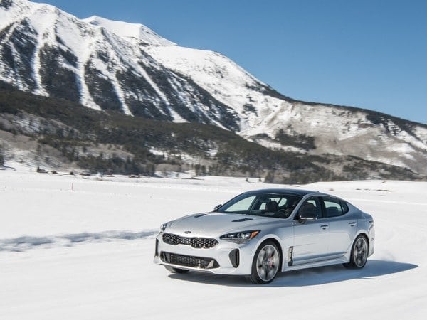 05-2018-Kia-Stinger-all-wheel-drive-1