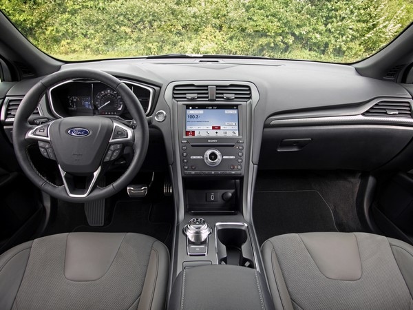 07-2017-ford-fusion-sport-oem-1