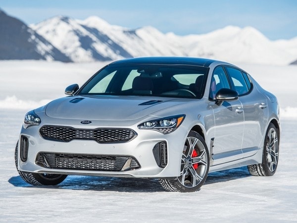 08-2018-Kia-Stinger-all-wheel-drive-2