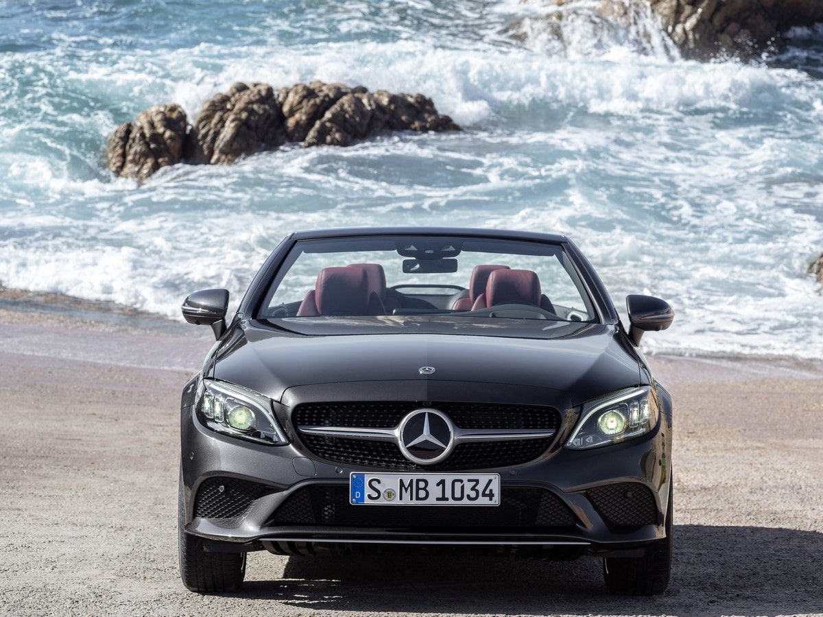 14-2019-mercedes-benz-c300-cabrio-oem-1
