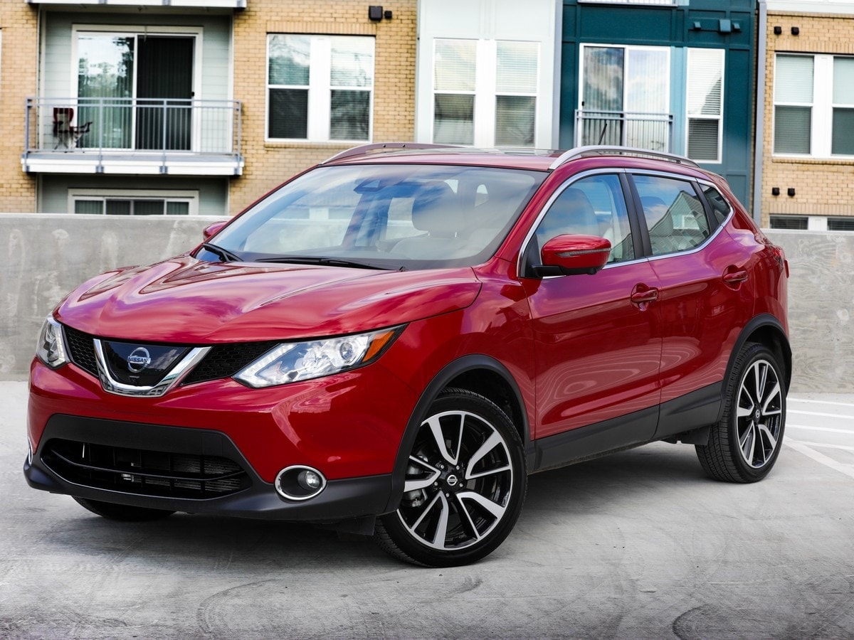 01-2018-nissan-rogue-sport-oem-2