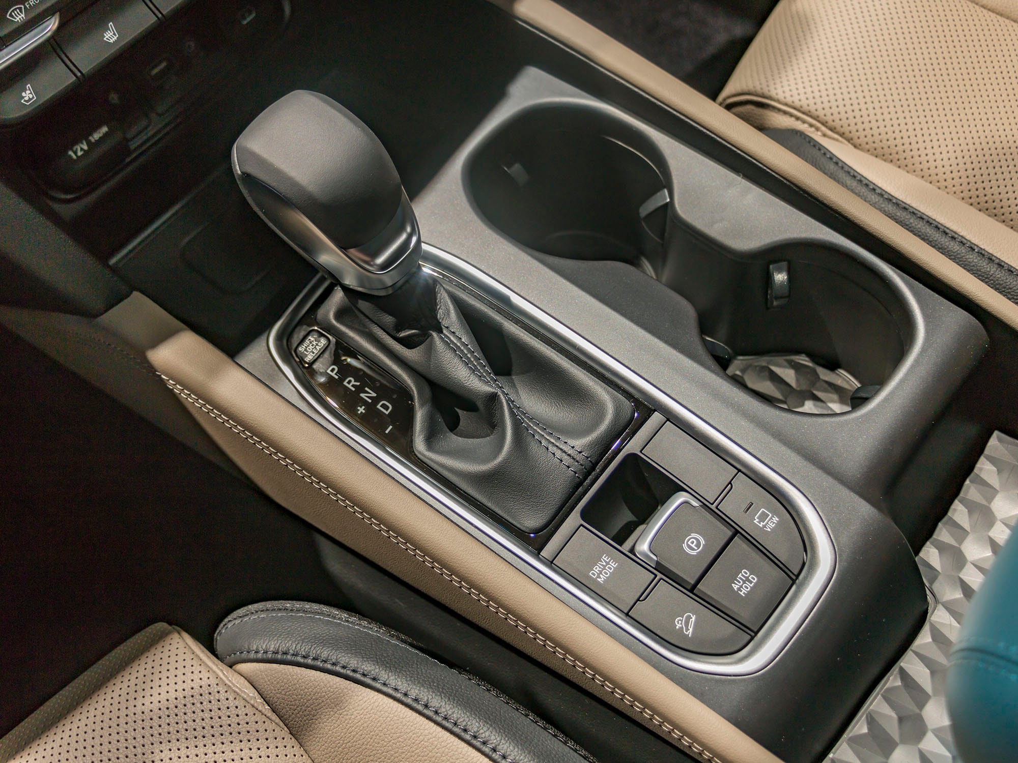 08-2019-Hyundai-Santa-Fe-NYIAS-KBB-1