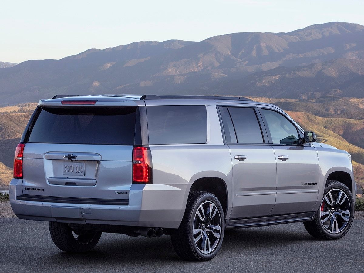 02-2019-chevrolet-suburban-rst-1