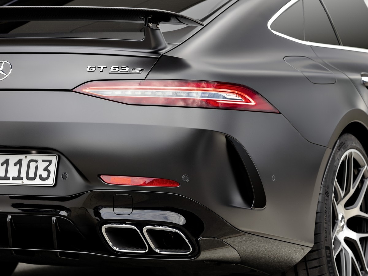 09-2019-mercedes-amg-gt-4d-cpe-oem-1